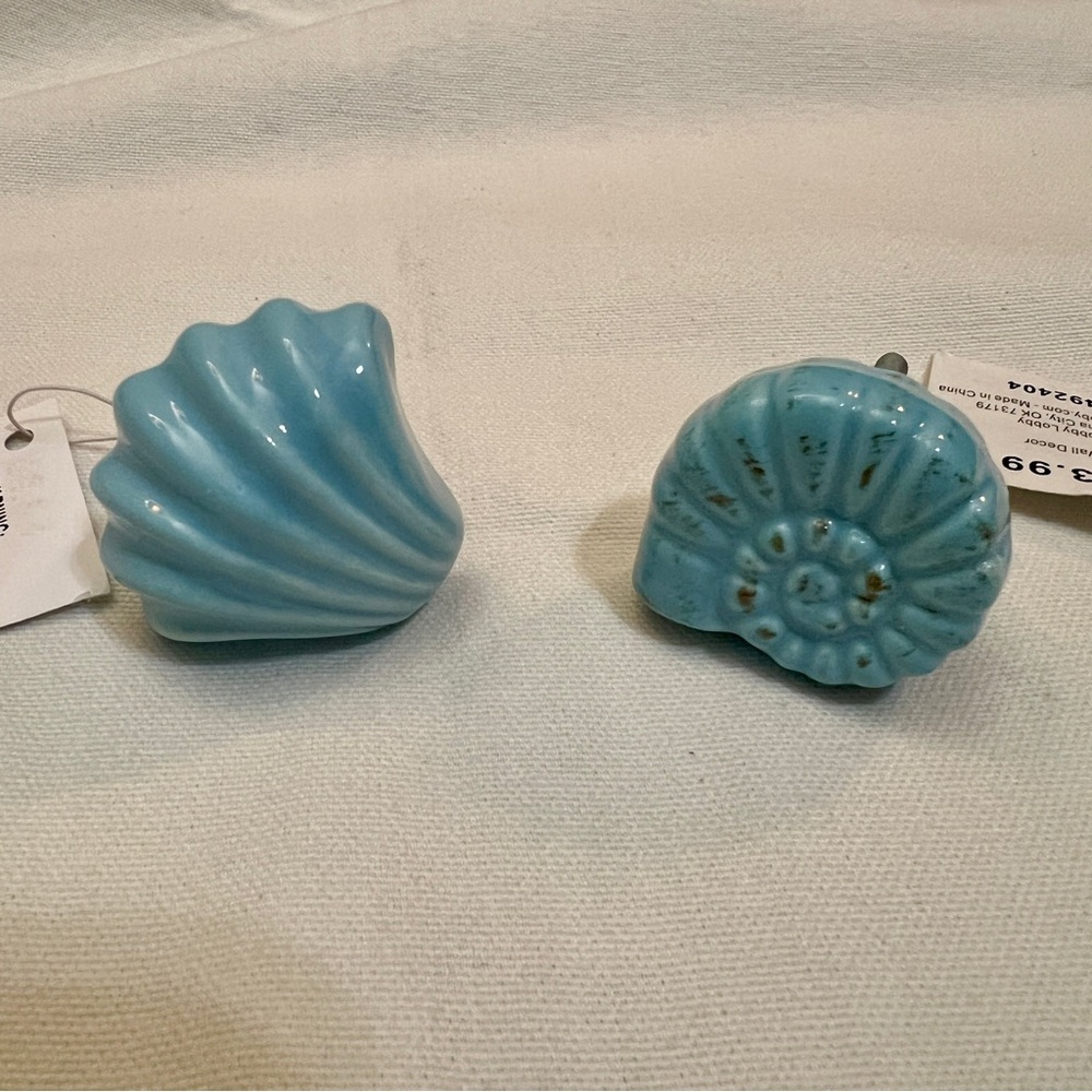 5/$20 Beach Theme Shell Shaped Drawer Pulls